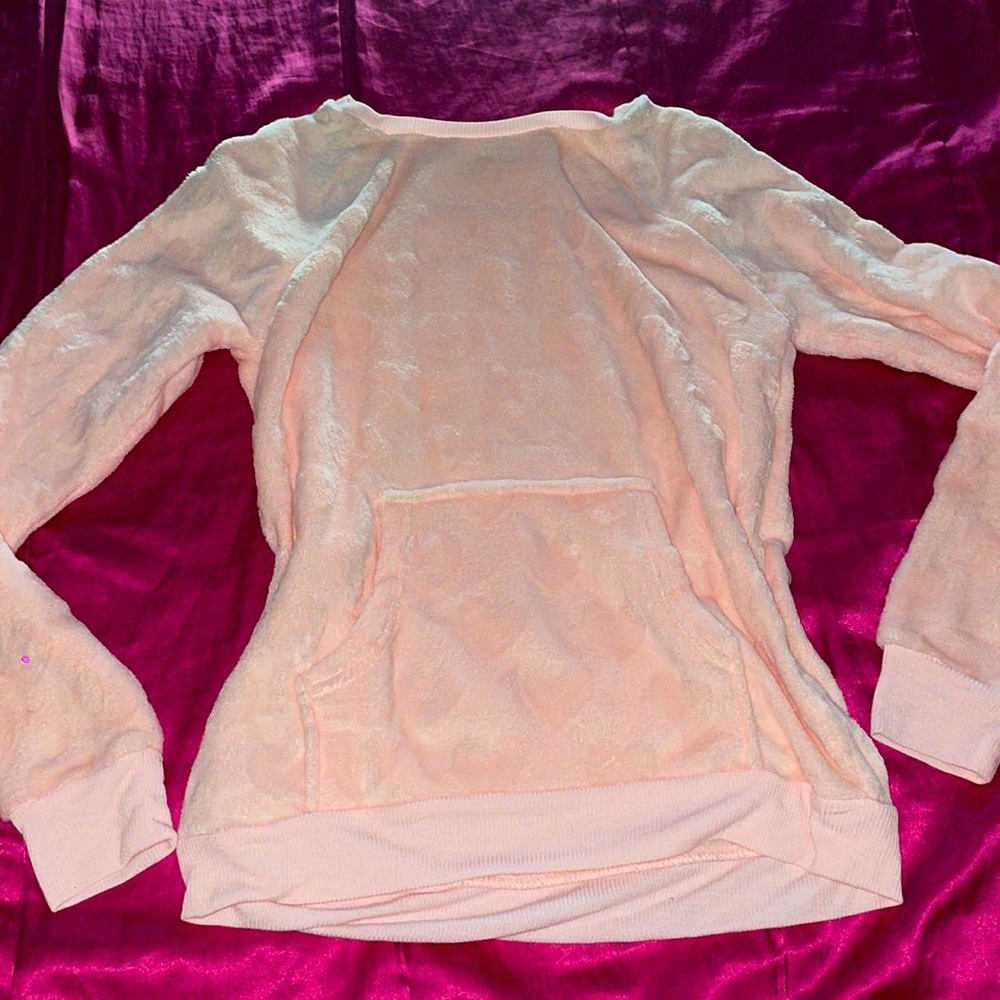 Hot Topic Baby Pink Heart Sweater 💕